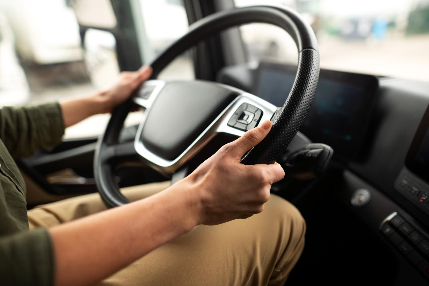 side-view-woman-working-as-driver (1)